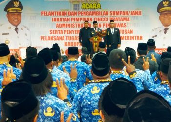 Bupati Lantik 361 Pejabat dan Angkat 34 Pelaksana Tugas