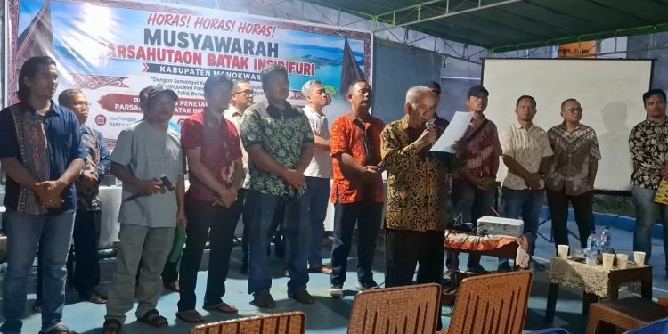 Benget Manahan Hutabarat Pimpin Punguan Parsahutaon Batak Insifuri