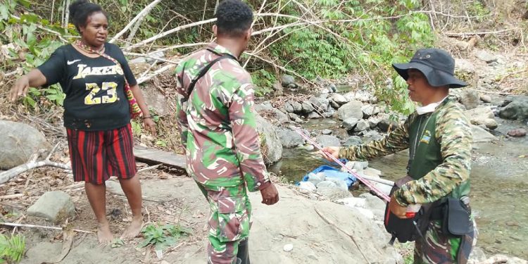 Penuhi Kebutuhan Dasar, Satgas TMMD ke-130 Siapkan Jaringan Pipa Air Bersih di Kampung Yamboi