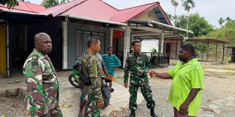 Pastikan Tepat Sasaran, Wadan Satgas TMMD ke -130  Lakukan Pengukuran Ulang Pengecoran Jalan di Yamboi