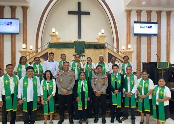 Wakapolres Teluk Bintuni Ajak Jemaat Gereja Sion Sibena Bersinergi Jaga Kamtibmas dan Kerukunan