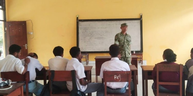 Satgas TMMD Tanamkan Wawasan Kebangsaan di SMA Negeri 1 Ransiki