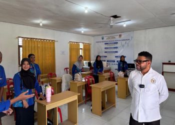 Filep Wamafma Desak Evaluasi Anggaran Pendidikan dan Kepastian Nasib Guru PPPK di Papua Barat