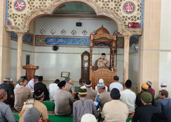 Jumat Keliling, Kapolres Teluk Bintuni: Keamanan Dimulai dari Kepedulian Bersama