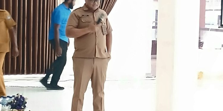 Kadis Pendidikan Teluk Bintuni: Guru Bukan Sekadar Mengajar, Pembentuk Karakter dan Masa Depan Bangsa