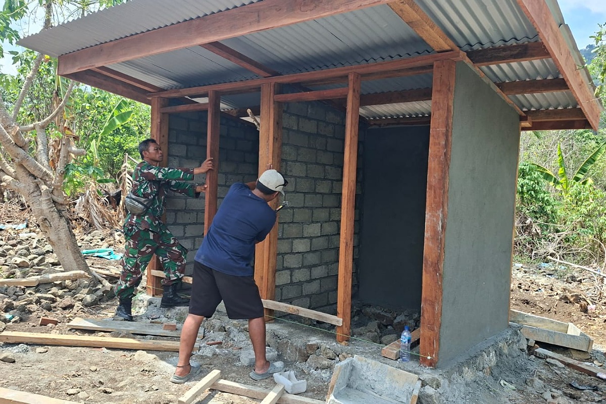 Pembangunan MCK Program TMMD Capai 80 Persen