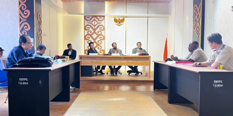 Dilema Komisi Informasi Papua Barat, Tak Ada Anggaran dan Tunggakan 3 Bulan Honorarium